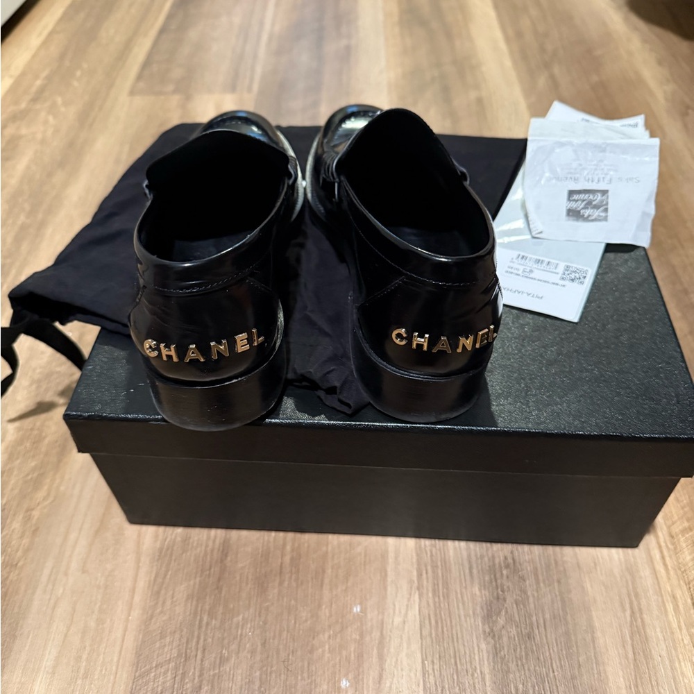 CHANEL Black Patent Leather Loafers - Picture 2 of 4
